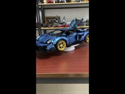 Lamborghini SVJ  1:8 / 3811 piezas